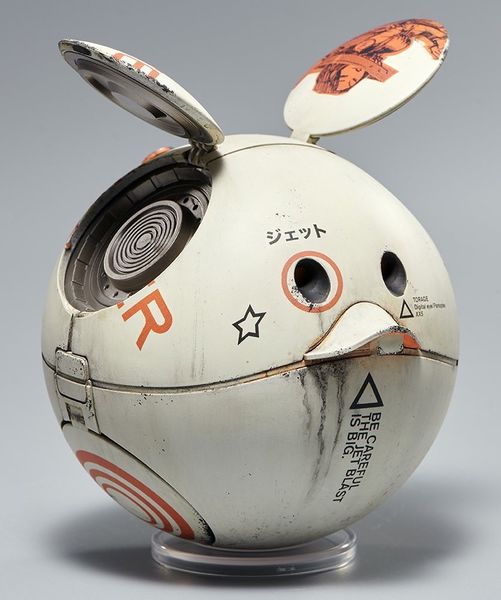 File:BigSquaro AshleyWood Bandai-4.jpg