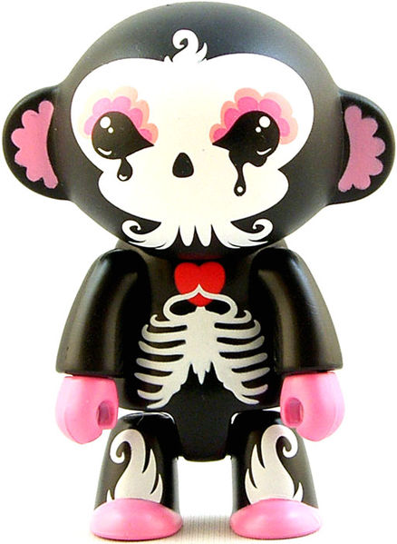 File:Skeleanimals-s1-lunabee.jpg