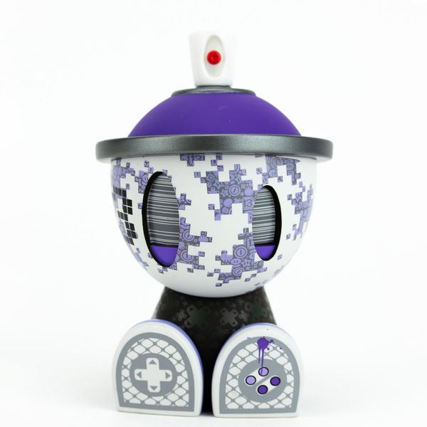 File:IamRetroBot Czee13-2.jpg