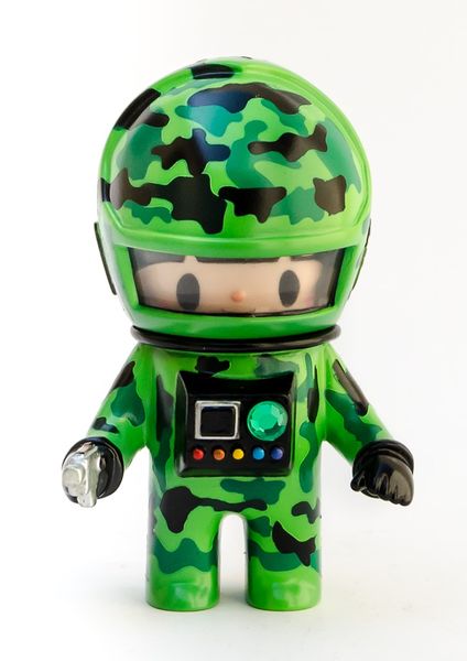 File:Spacemodeman-greencamo.jpg