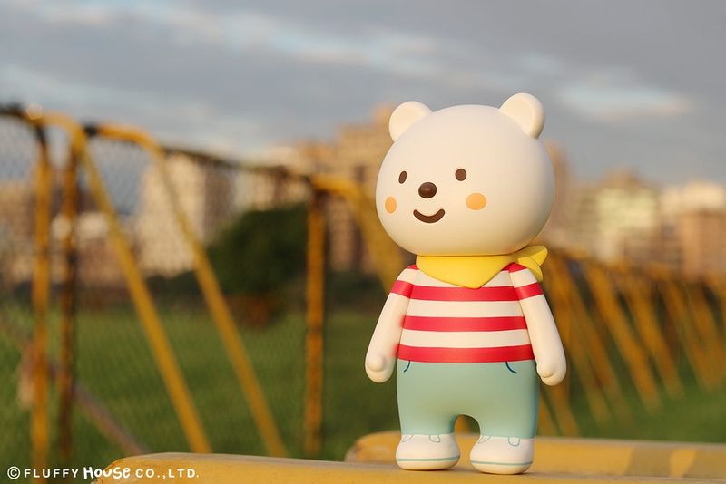File:TWOBEAR3.jpg