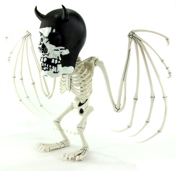 File:Skullbat-black.jpg