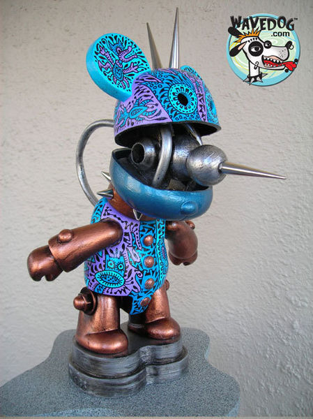 File:Laserqeebot.jpg