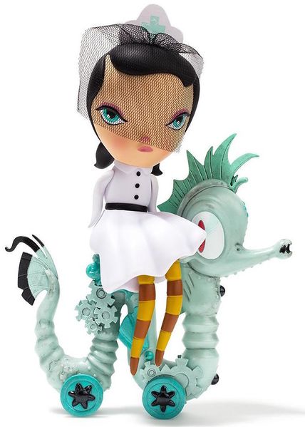 File:Lucycurious-blue.jpg