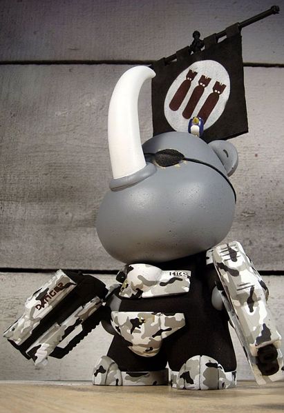 File:Munny-sgthicks-arcticcamo.jpg