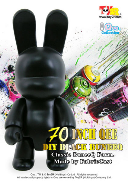 File:70Qee Bunee Black.jpg