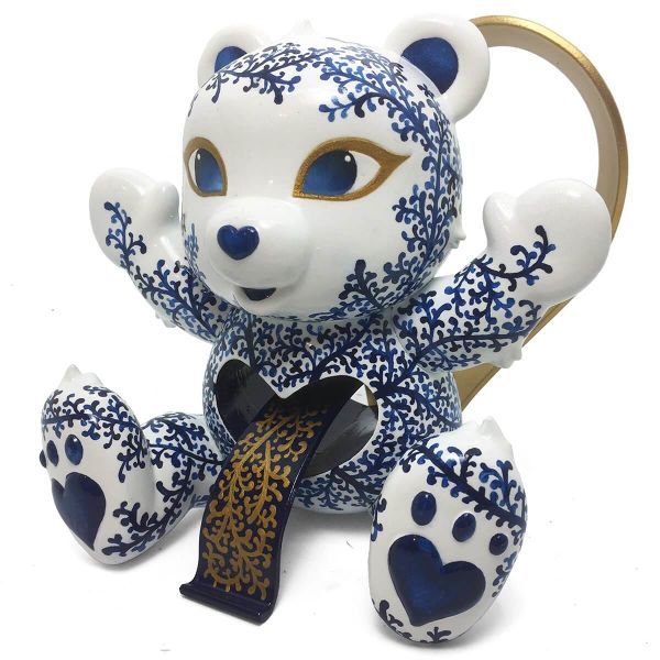 File:Gold-lilium-bear-cristina-ravenna.jpg
