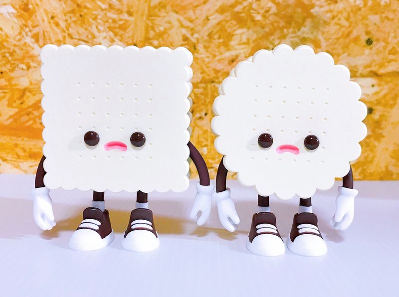 File:Creambiscuit-whitechocolate.jpg