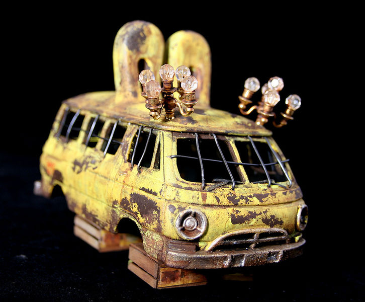 File:Crazy4cult12-drilone.jpg