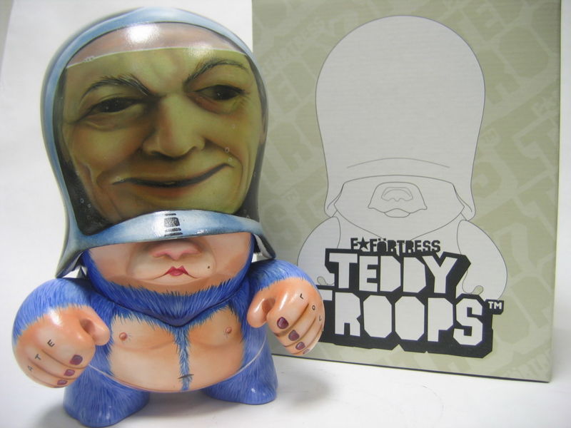 File:Teddytroop-10kenkeirns.jpg