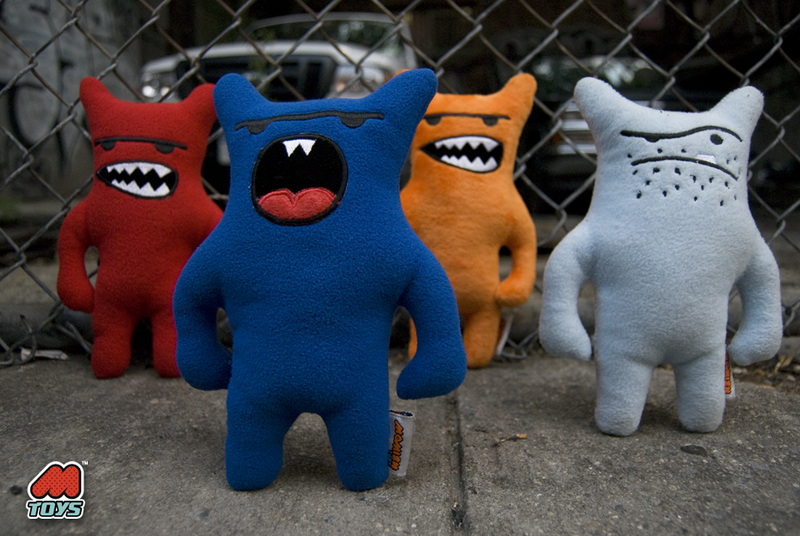 File:Aamomishtoys.png