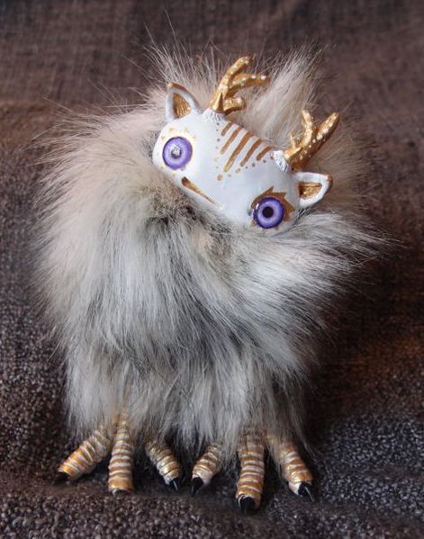 File:Staglett-violeteye.jpg