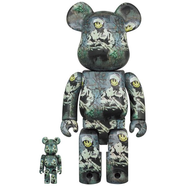 File:Bearbrick400 riotcop.jpg