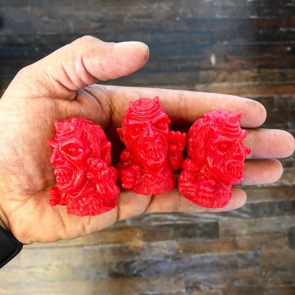 File:Demoni-red.jpg