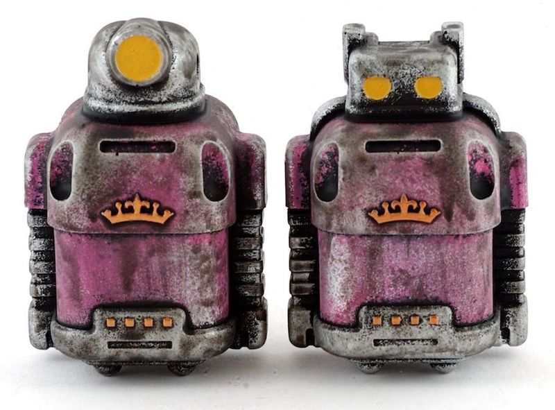 File:Toyconpinksprog.jpg