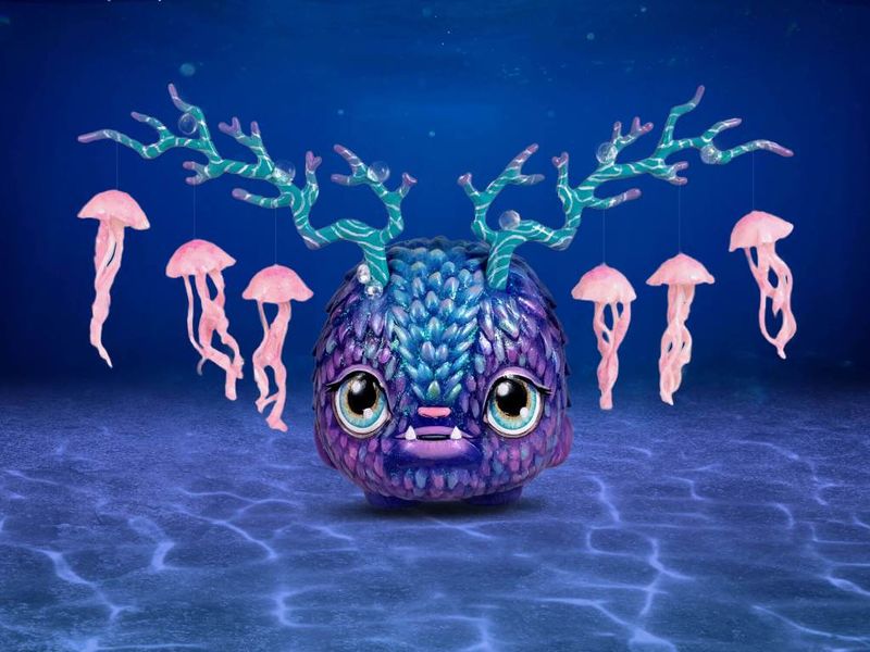 File:Shimmering-Sea-Luna-black-light-luna-by-MJ-hsu.jpg