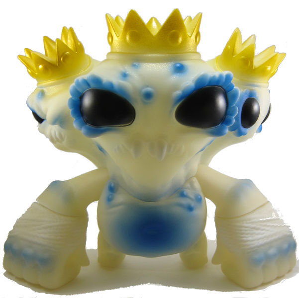 File:Triplecrownmonster-bluegold.jpg