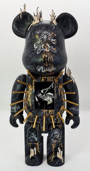 File:JPK-Closer-Bearbrick.jpg