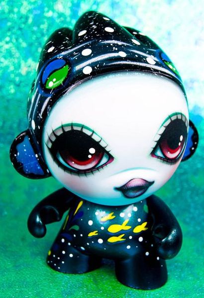 File:Retrograde-munny.jpg