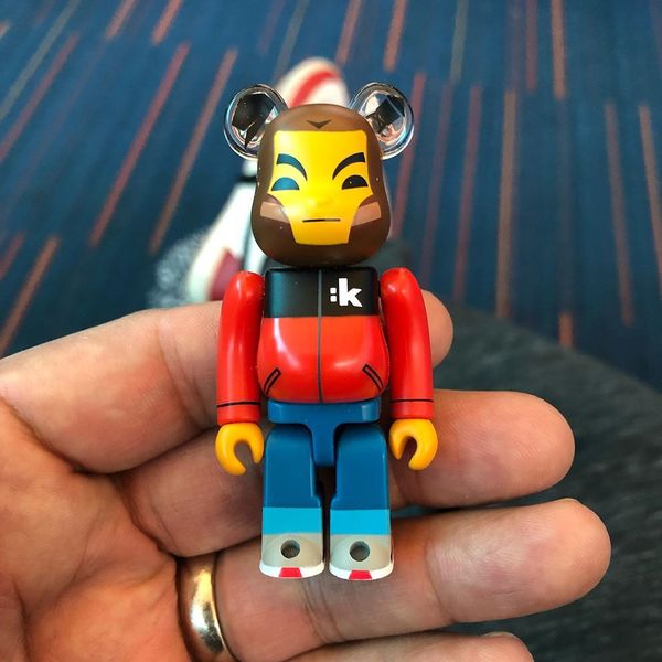 File:Bearbrick-dconartist-kano.jpg