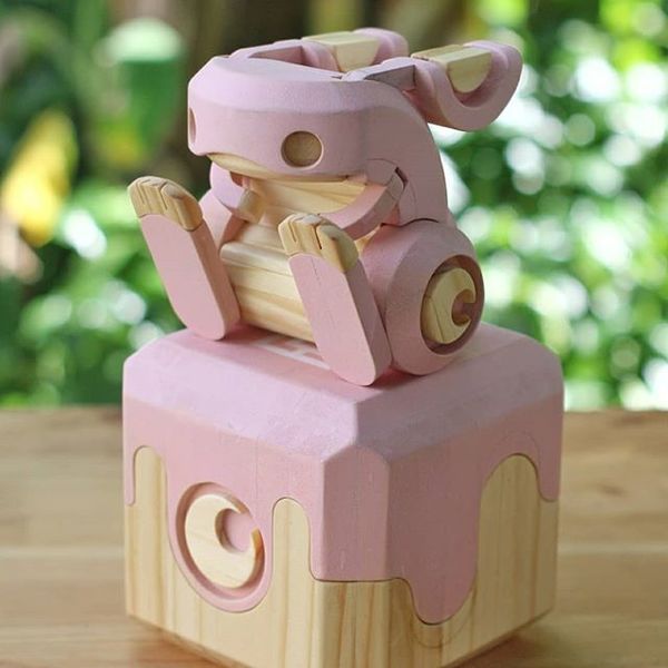 File:O-eo-pink.jpg