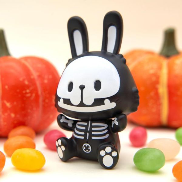 File:Robin-Halloween.jpeg