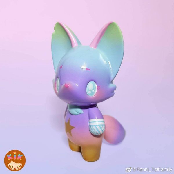 File:MiniFenni-KikToyz.jpeg